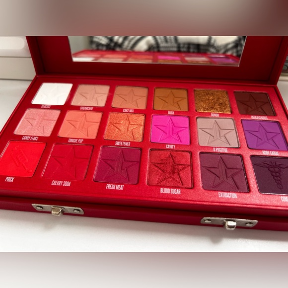 Jeffree Star ⭐️ BLOOD SUGAR MAKE UP PALETTE 🎨 - Picture 6 of 14
